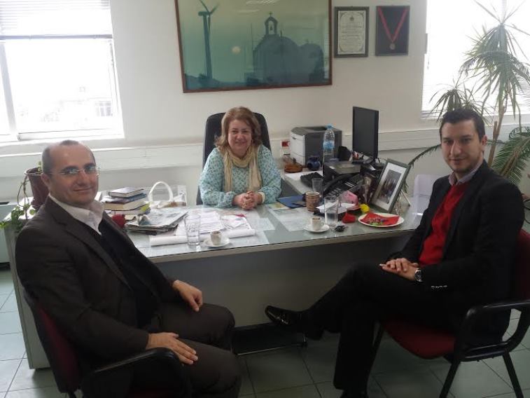 Gerdeme ve Kayrak'a elektrik verilmesini talep ettiler